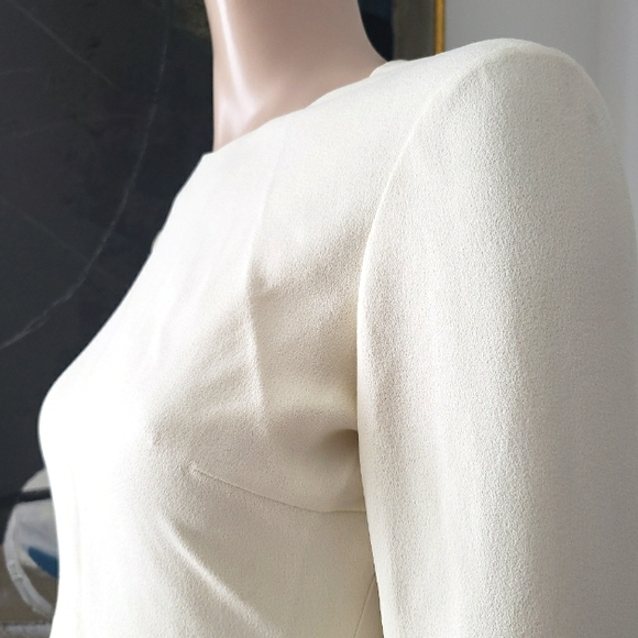 Giambattista Valli | Crepe Top with Fluted Cuffs - Picture 8 of 16